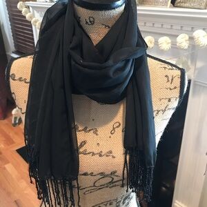 🧣Gorgeous Beaded Scarf